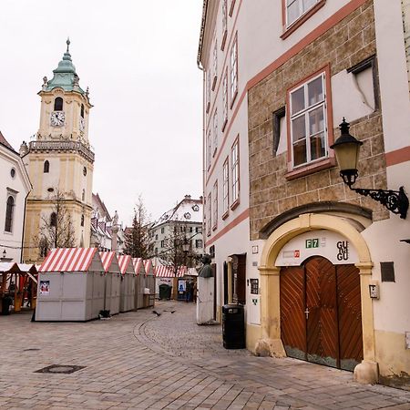 Apartment Lea - Old Town Bratislava Exterior photo